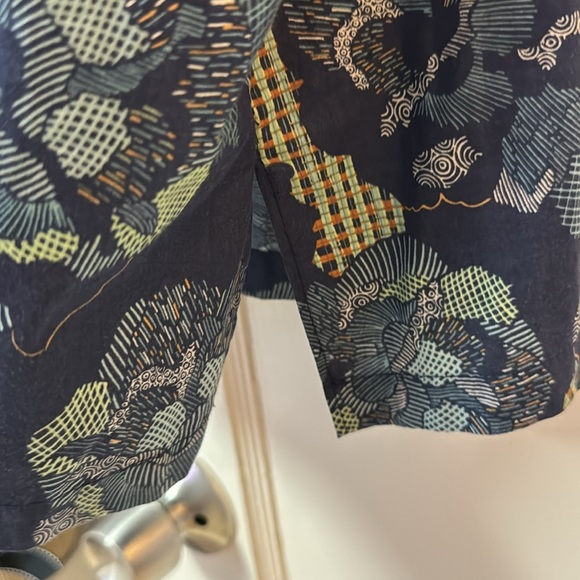 Tori Richard Honolulu Aloha Shirt 100% Cotton Lawn
Size 2XL - Picture 9 of 14